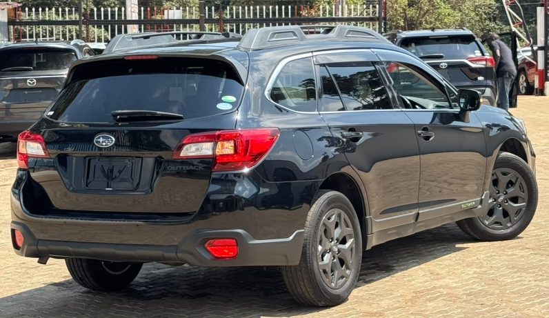 
								Subaru Outback full									