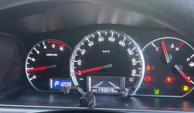 
								Toyota Hiace GL full									