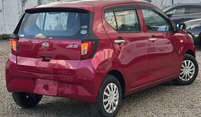 
								Daihatsu Mira E.S full									