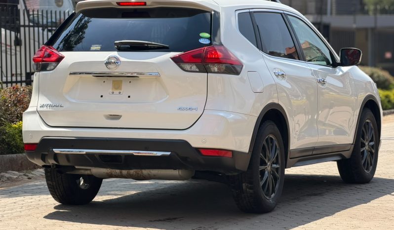 
								Nissan Xtrail full									