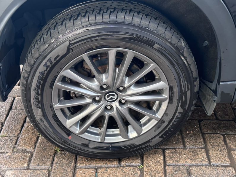 
								Mazda CX-5 full									
