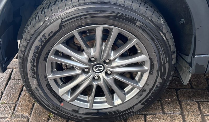 
								Mazda CX-5 full									