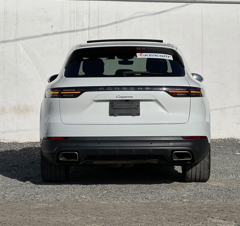 
								Porsche Cayenne full									