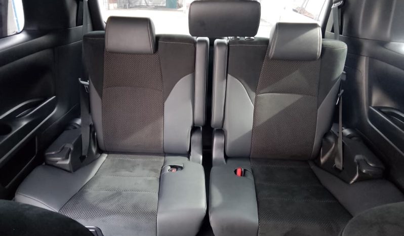 
								Toyota Alphard full									