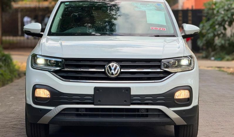 
								Volkswagen T-Cross full									