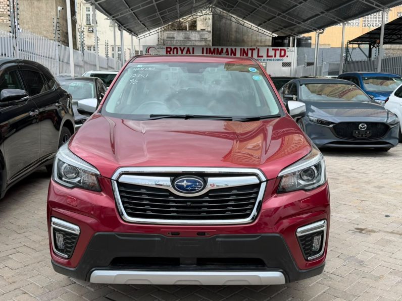
								Subaru Forester E-Boxer full									