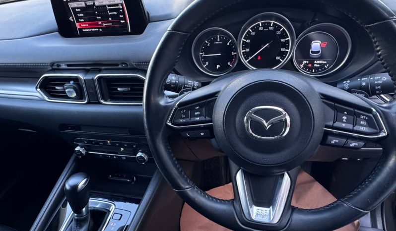 
								Mazda CX-5 full									