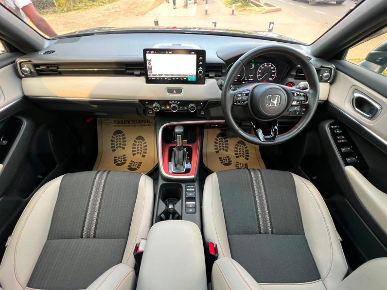 
								Honda Vezel full									