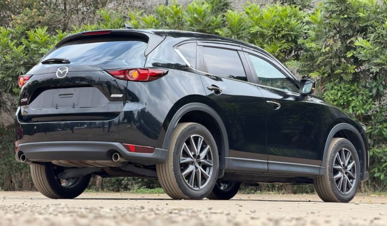 
								Mazda CX-5 full									