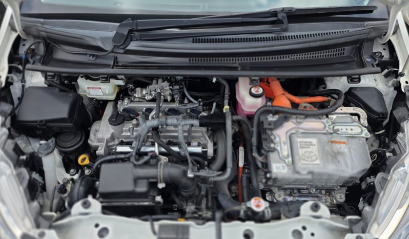 
								Toyota Vitz full									