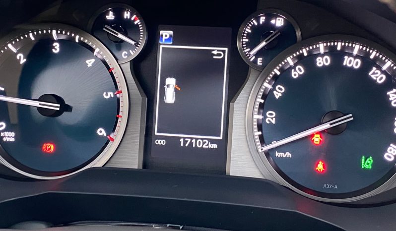 
								Toyota Land Cruiser Prado TXL full									