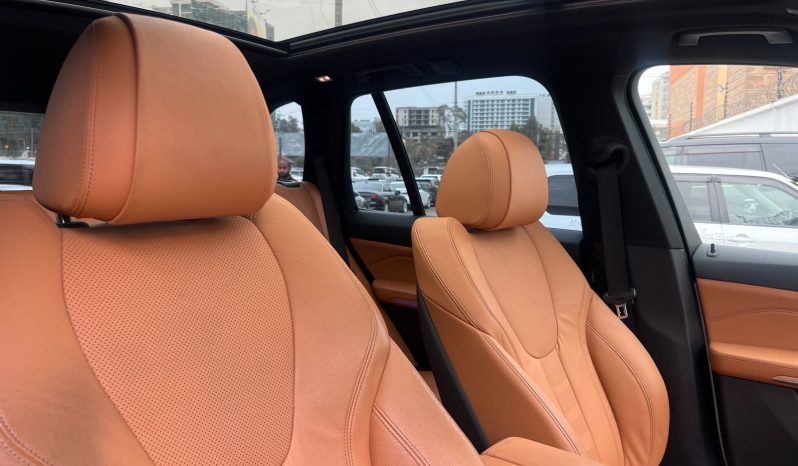 
								BMW X5 full									