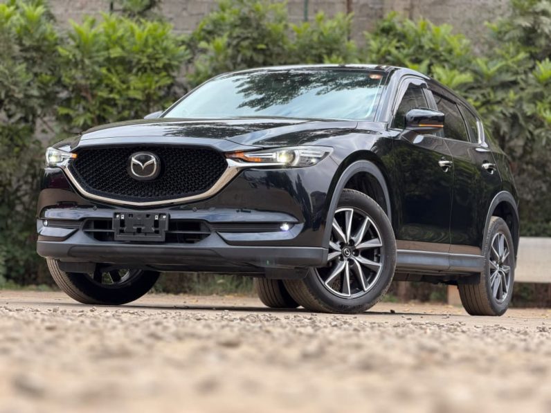 
								Mazda CX-5 full									