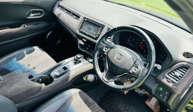 
								Honda Vezel RS full									