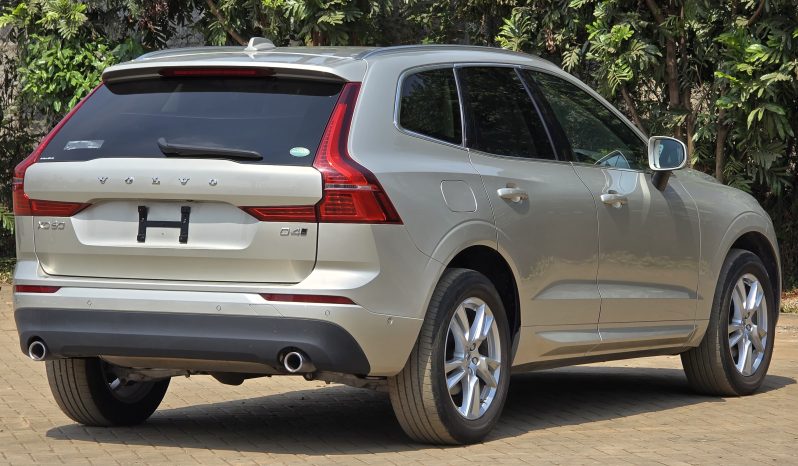 
								Volvo XC60 D4 full									
