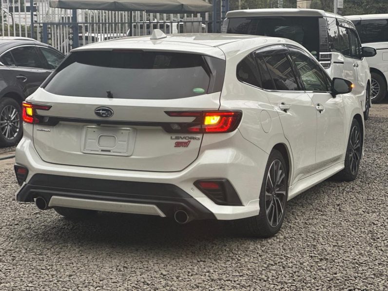 
								Subaru Levorg STI full									