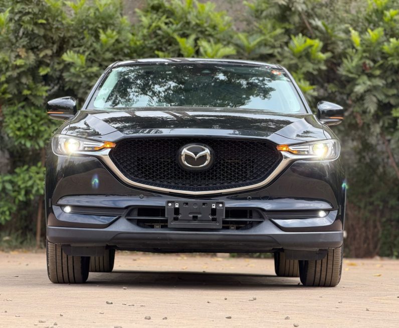 
								Mazda CX-5 full									