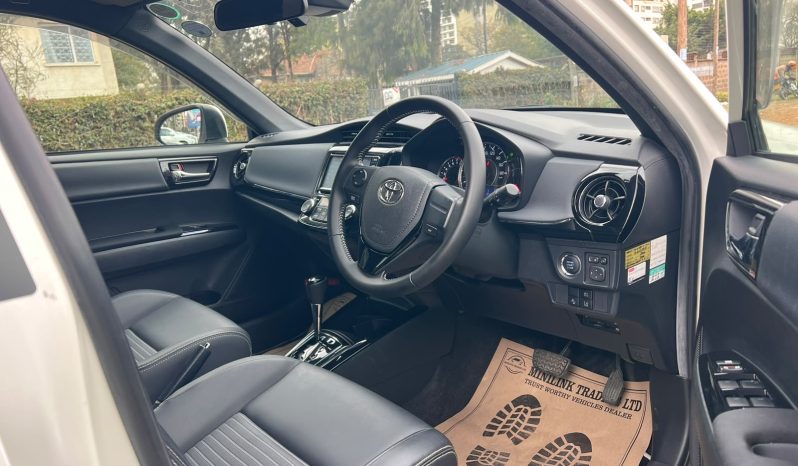 
								Toyota Fielder WXB full									