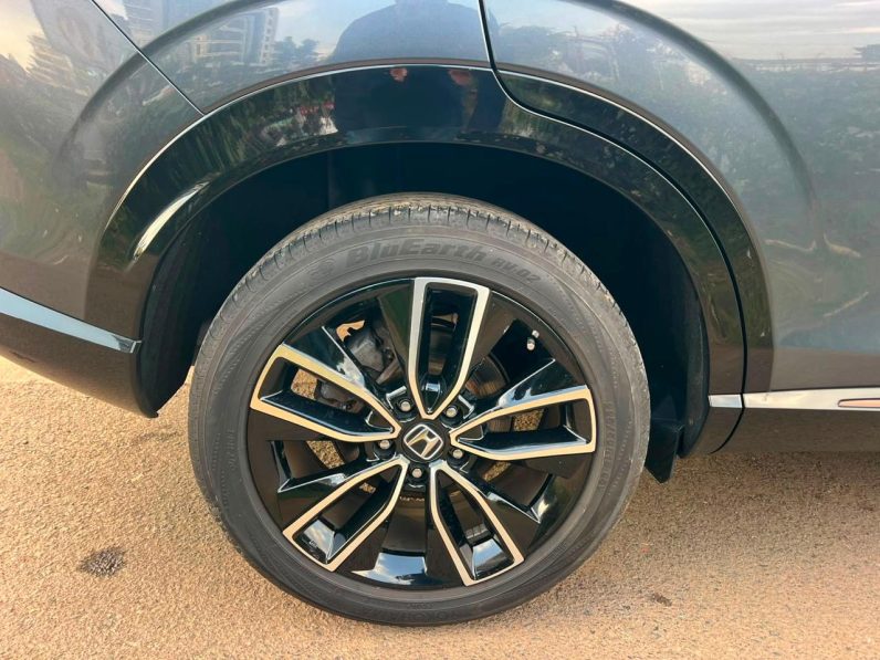 
								Honda Vezel full									