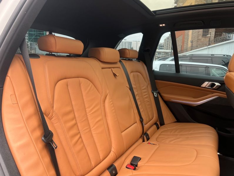 
								BMW X5 full									