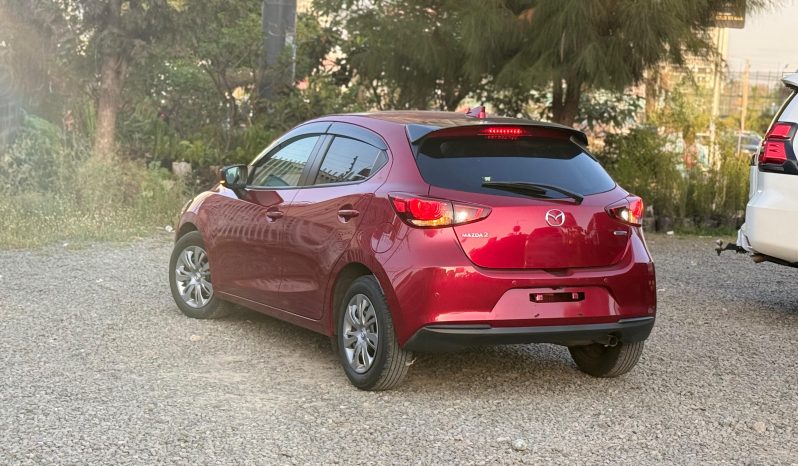 
								Mazda 2 full									