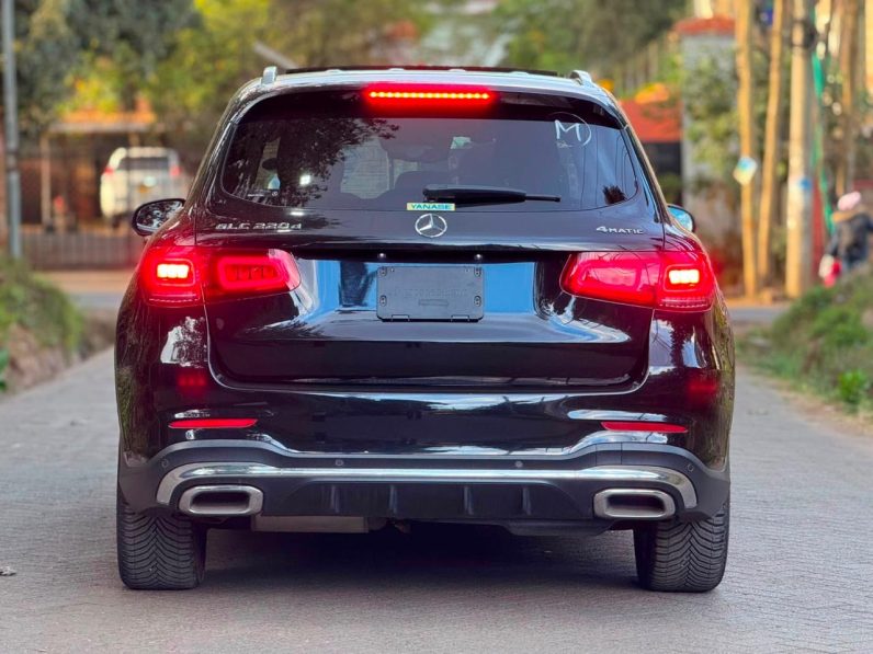 
								Mercedes Benz GLC220d full									