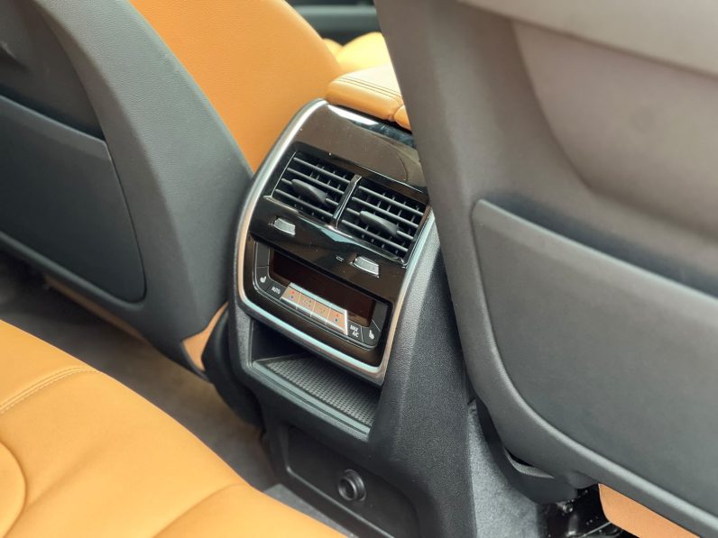 
								BMW X5 full									