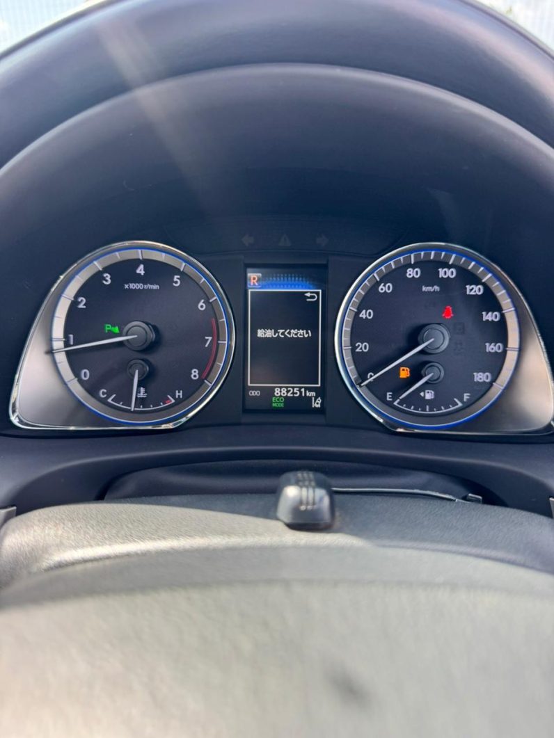 
								Toyota Harrier full									