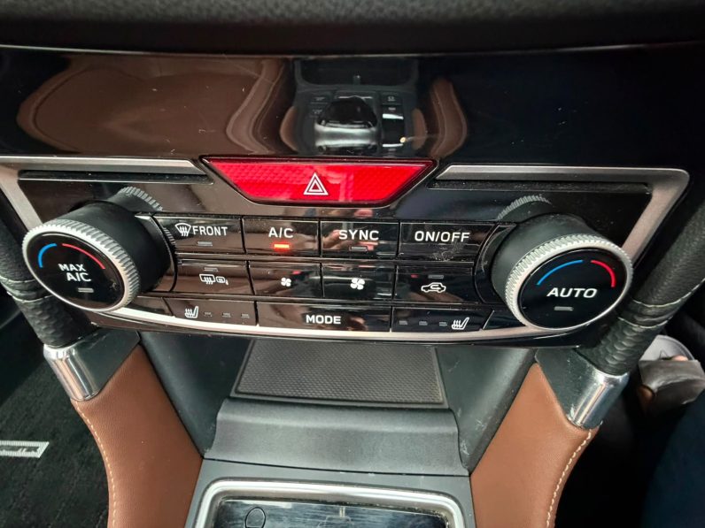 
								Subaru Forester E-Boxer full									