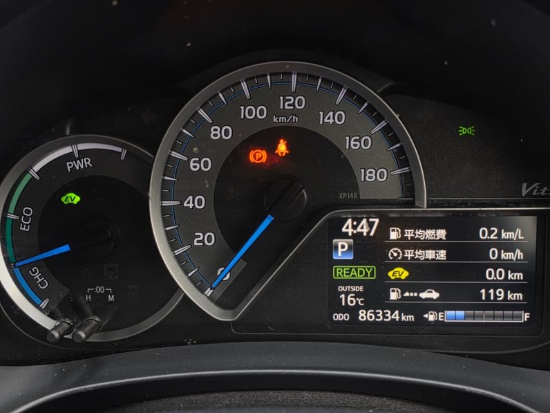 
								Toyota Vitz full									