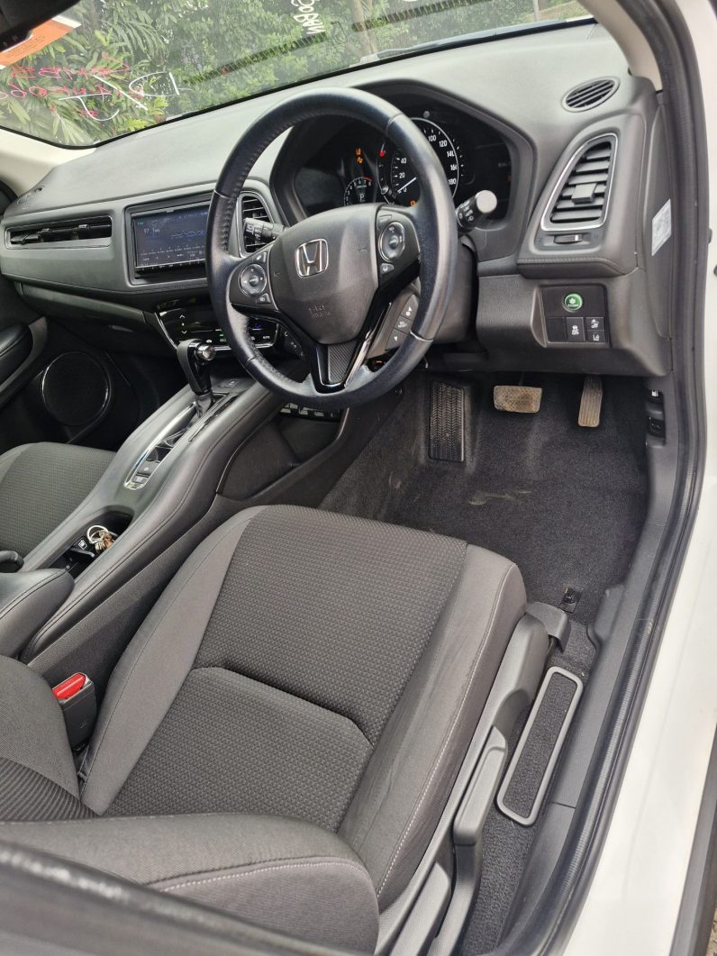 
								Honda Vezel full									