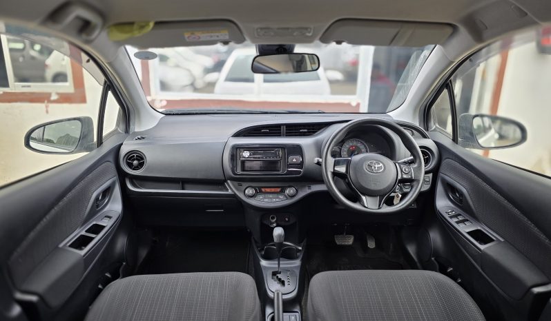 
								Toyota Vitz full									