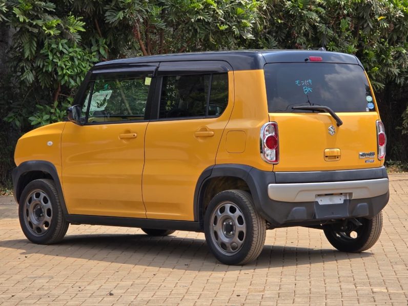 
								Suzuki Hustler full									