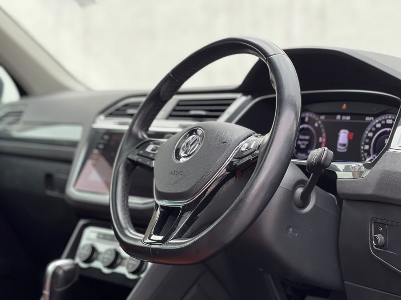 
								Volkswagen Tiguan TDI full									