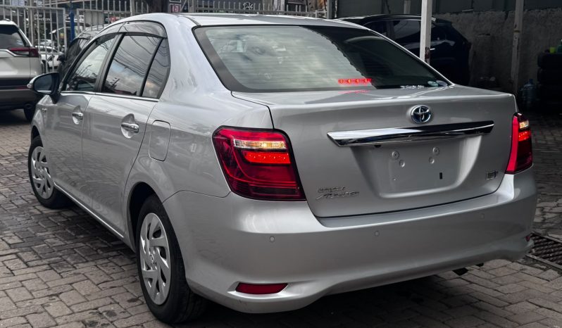 
								Toyota Axio full									