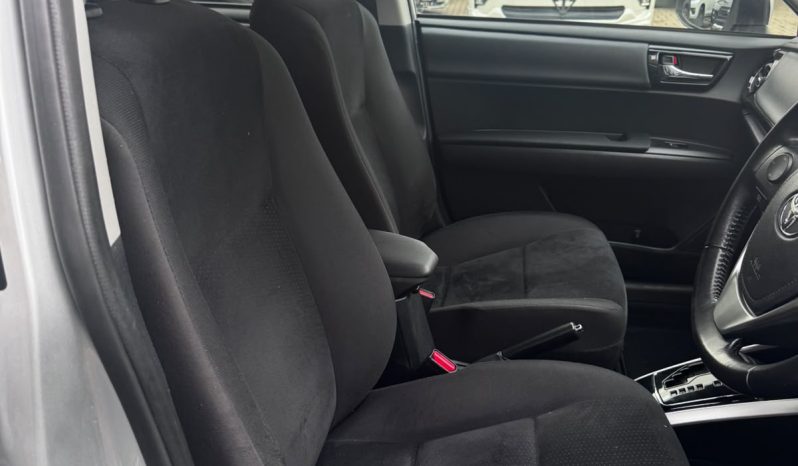 
								Toyota Fielder full									