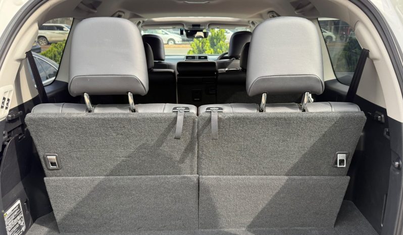 
								Toyota Land Cruiser Prado TxL full									