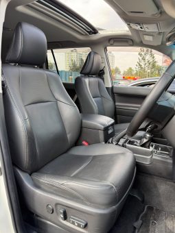 Toyota Land Cruiser Prado TxL