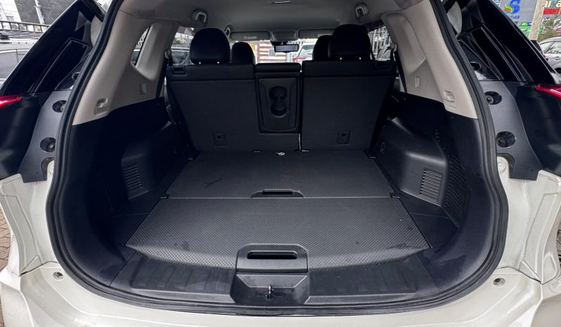 
								Nissan Xtrail full									