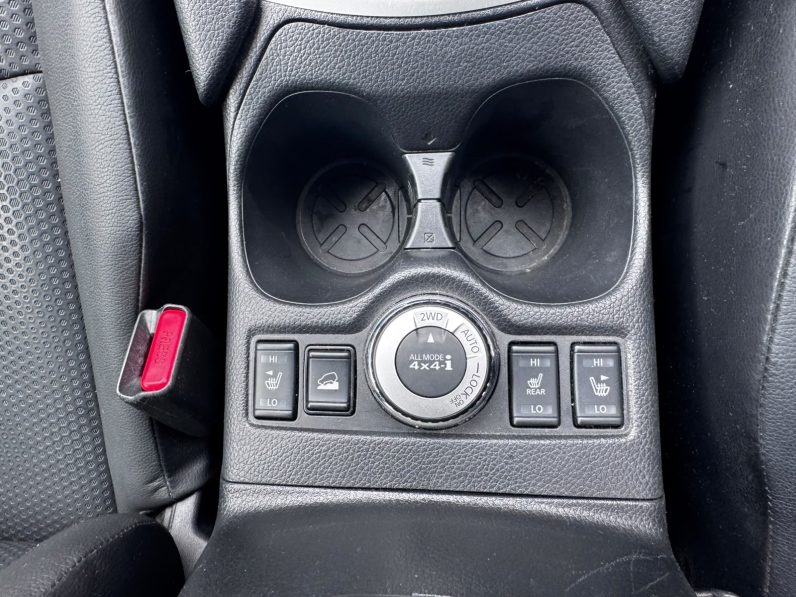 
								Nissan Xtrail full									