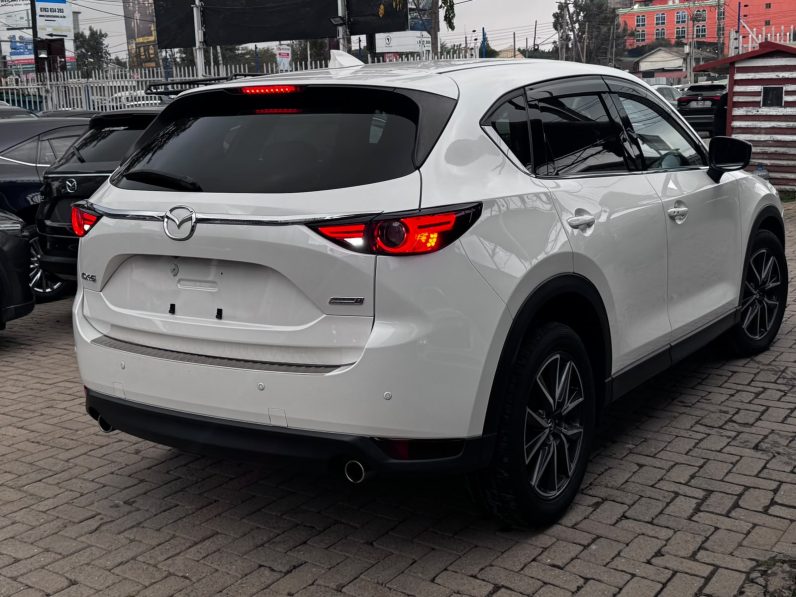 
								Mazda Cx-5 full									