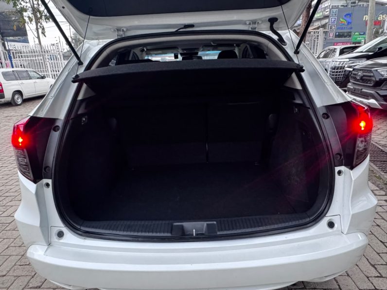
								Honda Vezel full									
