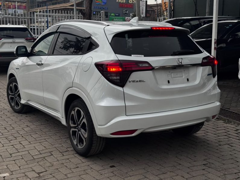 
								Honda Vezel full									