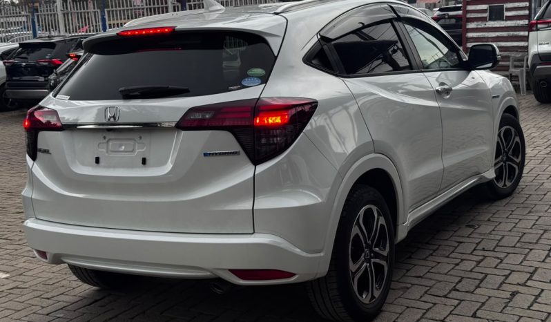 
								Honda Vezel full									
