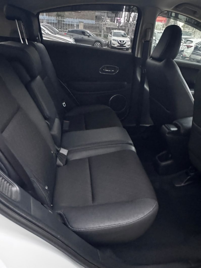 
								Honda Vezel full									