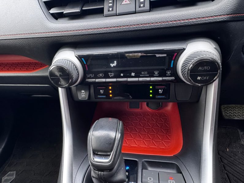 
								Toyota Rav4 full									