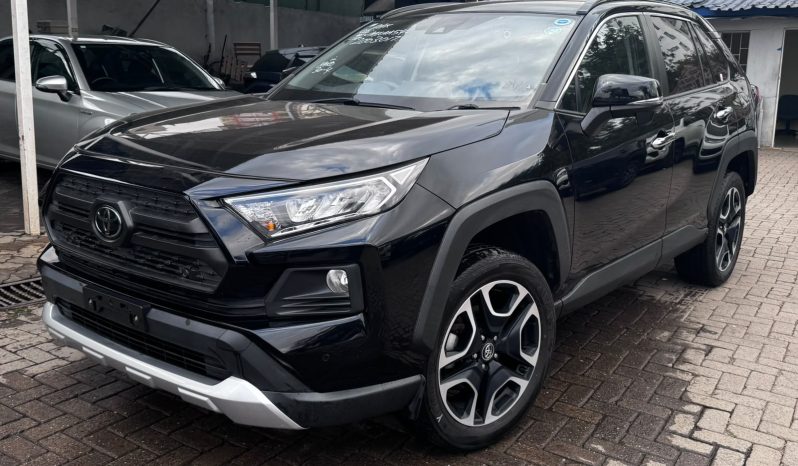 
								Toyota Rav4 full									
