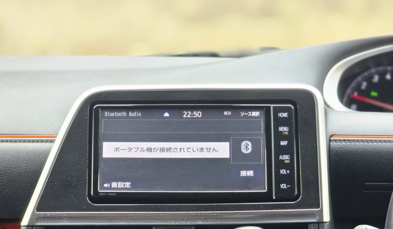 
								Toyota Sienta full									