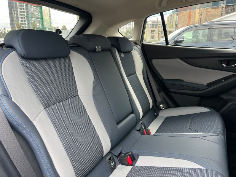 
								Subaru XV E-Boxer full									
