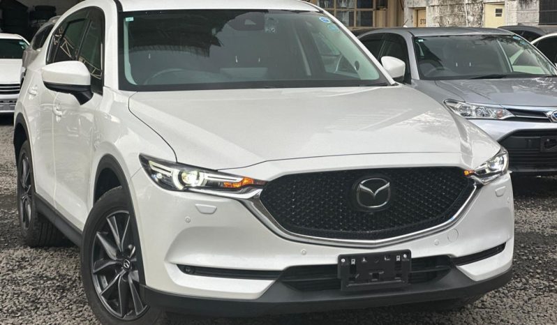 
								Mazda CX-5 full									